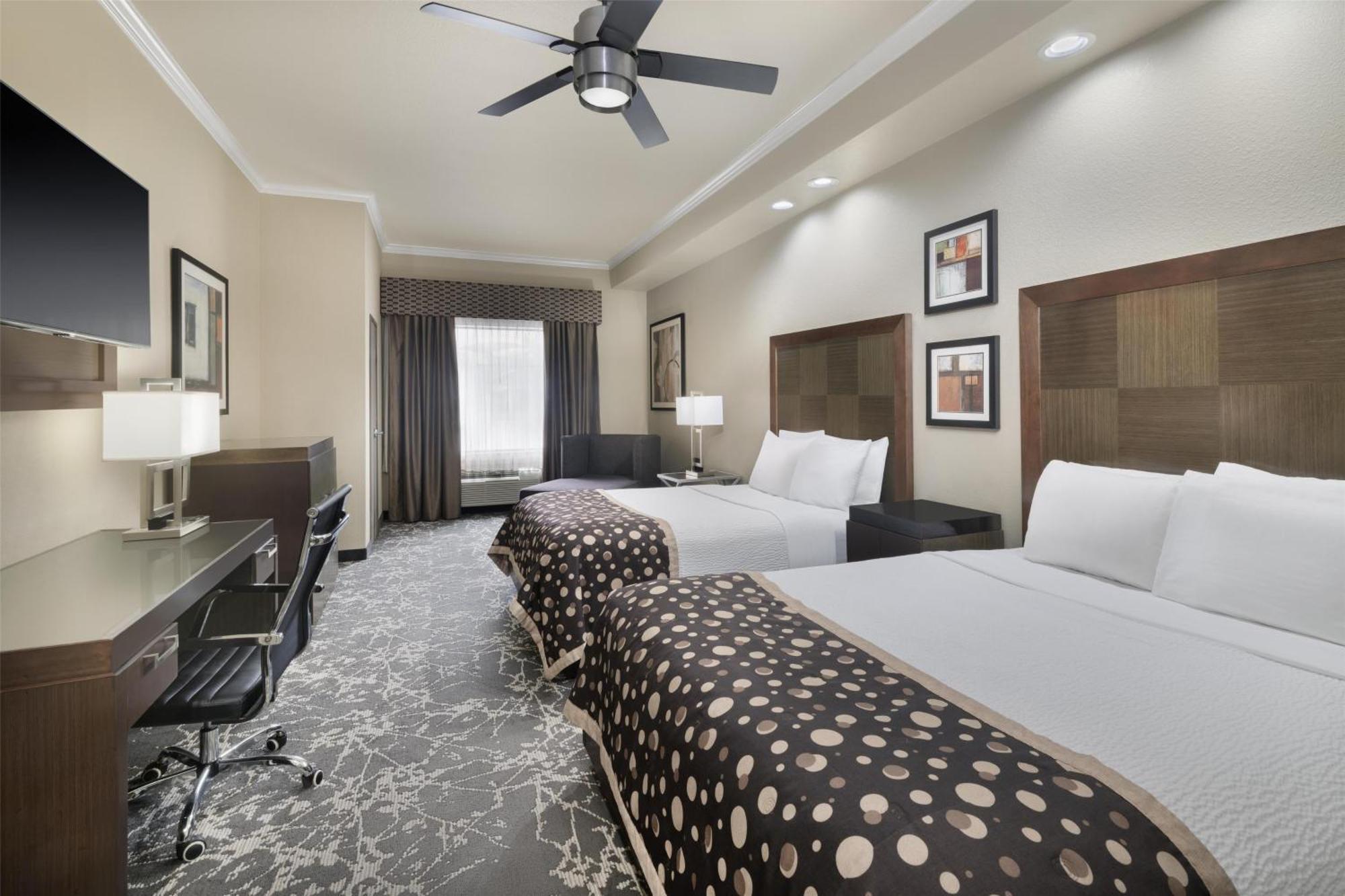 Best Western Premier Crown Chase Inn&Suites Denton Exterior foto